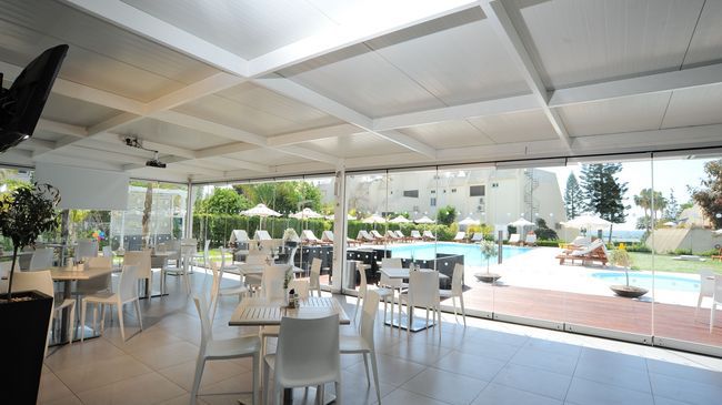 Frixos Suites Hotel Apts Oroklini Zewnętrze zdjęcie